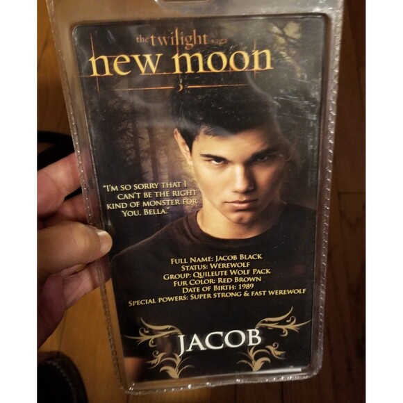 Twilight New Moon Jacob Figure new sealed. - Picture 2 of 6